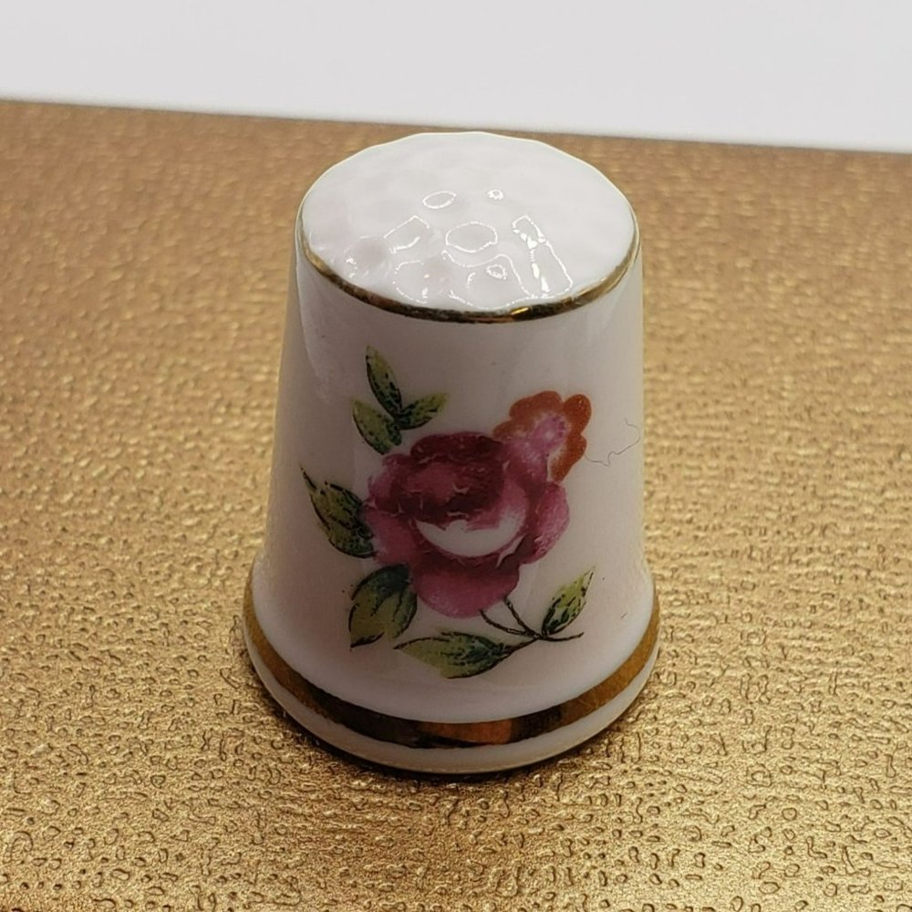 Vintage Bone China Japan Royal Worcester Pink Rose Floral Thimble Gold‎ Trim